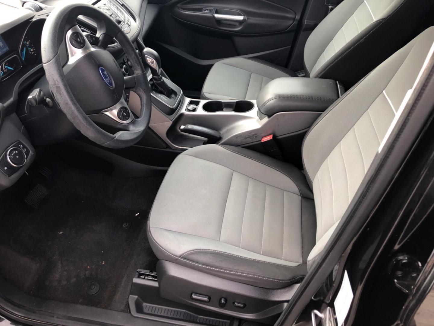 2014 BLACK FORD ESCAPE SE (1FMCU0GX0EU) with an 1.6L engine, Automatic transmission, located at 850 South Mill Street, Pryor, 74361, (918) 825-3030, 36.293549, -95.324440- Photo#8