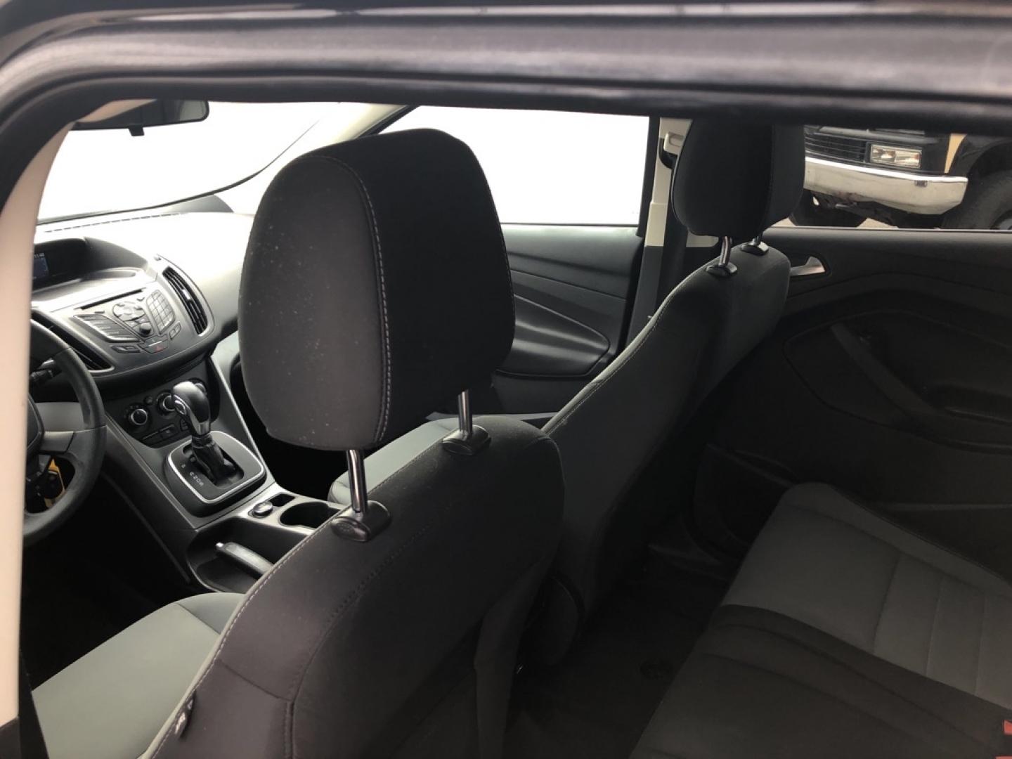 2014 BLACK FORD ESCAPE SE (1FMCU0GX0EU) with an 1.6L engine, Automatic transmission, located at 850 South Mill Street, Pryor, 74361, (918) 825-3030, 36.293549, -95.324440- Photo#10