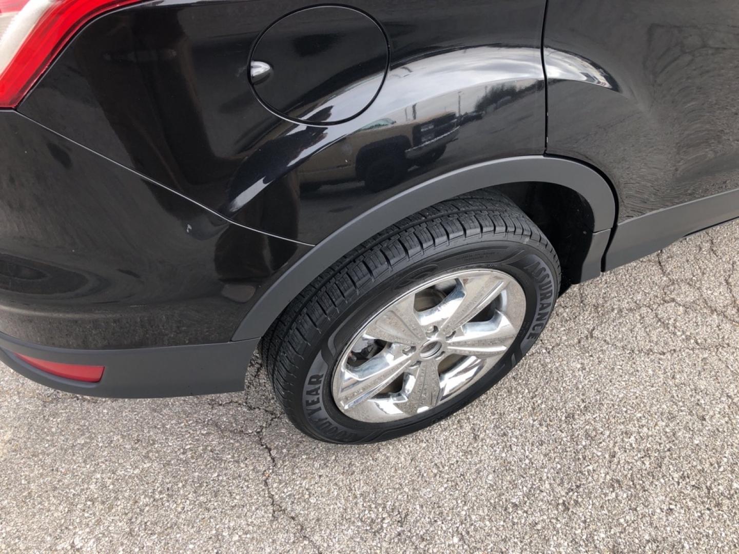 2014 BLACK FORD ESCAPE SE (1FMCU0GX0EU) with an 1.6L engine, Automatic transmission, located at 850 South Mill Street, Pryor, 74361, (918) 825-3030, 36.293549, -95.324440- Photo#16