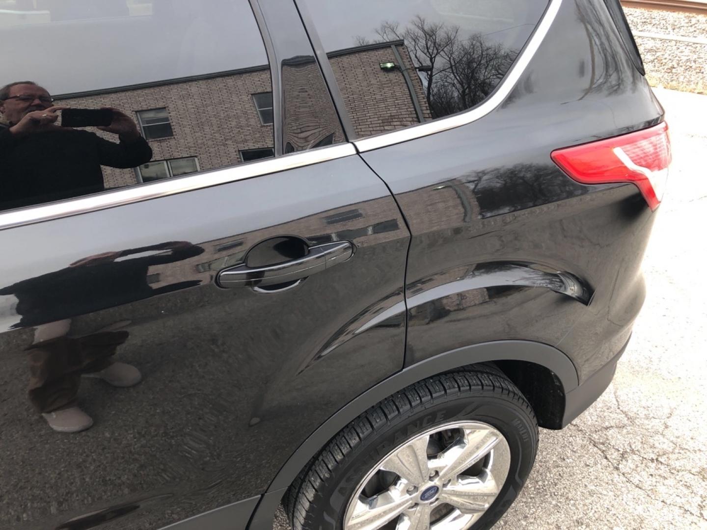 2014 BLACK FORD ESCAPE SE (1FMCU0GX0EU) with an 1.6L engine, Automatic transmission, located at 850 South Mill Street, Pryor, 74361, (918) 825-3030, 36.293549, -95.324440- Photo#34
