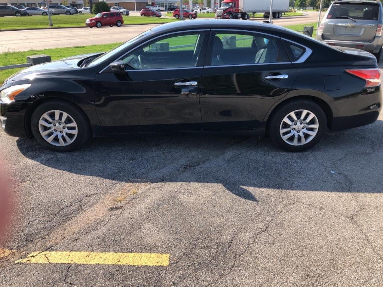 2015 BLUE NISSAN ALTIMA 2.5 (1N4AL3APXFN) with an 2.5L engine, Continuously Variable transmission, located at 850 South Mill Street, Pryor, 74361, (918) 825-3030, 36.293549, -95.324440 - Photo #0