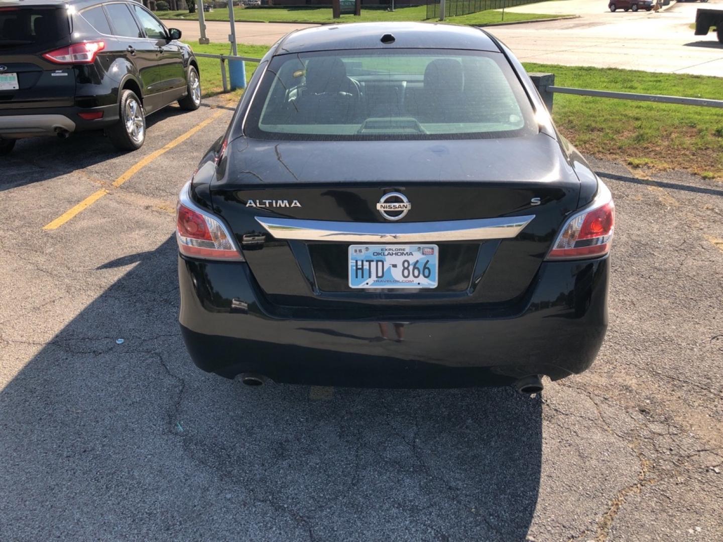2015 BLUE NISSAN ALTIMA 2.5 (1N4AL3APXFN) with an 2.5L engine, Continuously Variable transmission, located at 850 South Mill Street, Pryor, 74361, (918) 825-3030, 36.293549, -95.324440- Photo#4