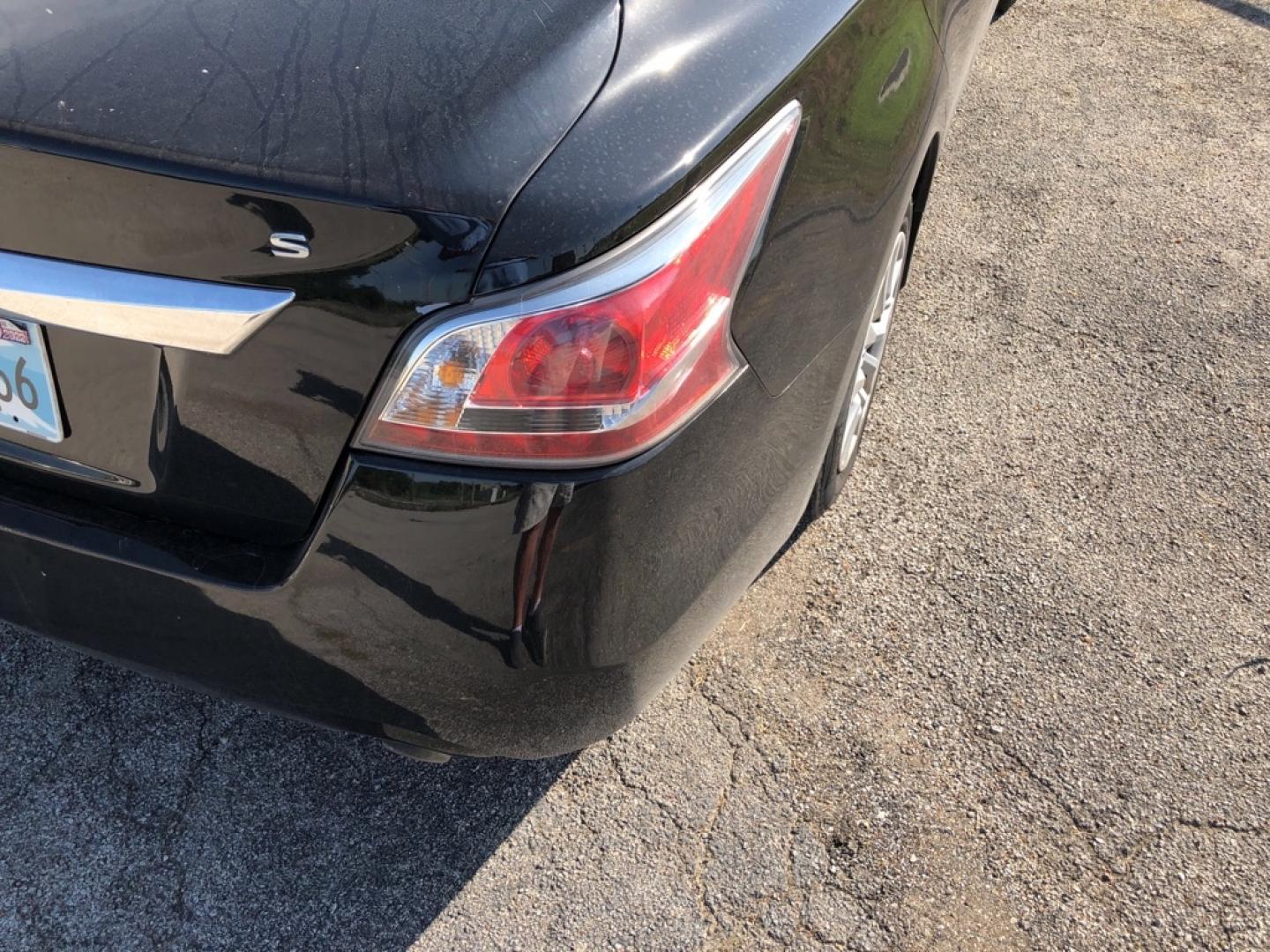2015 BLUE NISSAN ALTIMA 2.5 (1N4AL3APXFN) with an 2.5L engine, Continuously Variable transmission, located at 850 South Mill Street, Pryor, 74361, (918) 825-3030, 36.293549, -95.324440- Photo#5