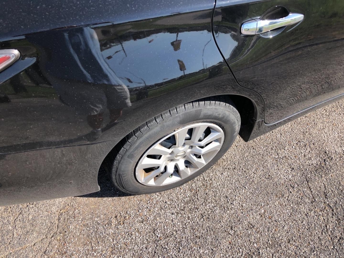 2015 BLUE NISSAN ALTIMA 2.5 (1N4AL3APXFN) with an 2.5L engine, Continuously Variable transmission, located at 850 South Mill Street, Pryor, 74361, (918) 825-3030, 36.293549, -95.324440- Photo#7