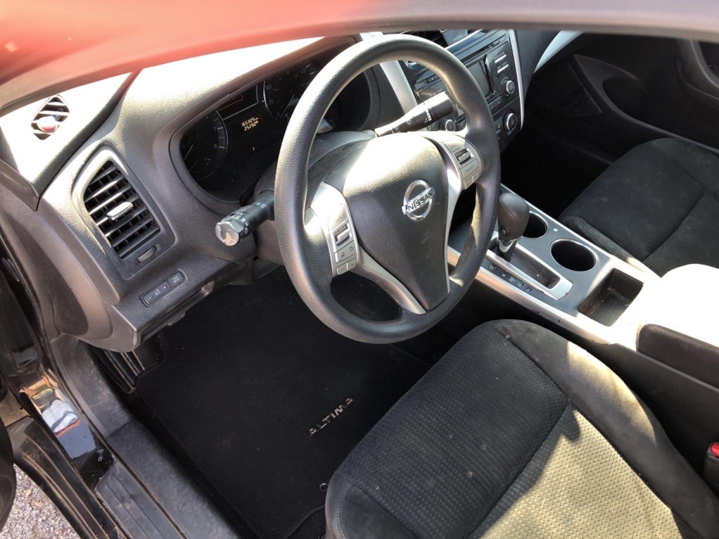 2015 BLUE NISSAN ALTIMA 2.5 (1N4AL3APXFN) with an 2.5L engine, Continuously Variable transmission, located at 850 South Mill Street, Pryor, 74361, (918) 825-3030, 36.293549, -95.324440- Photo#15