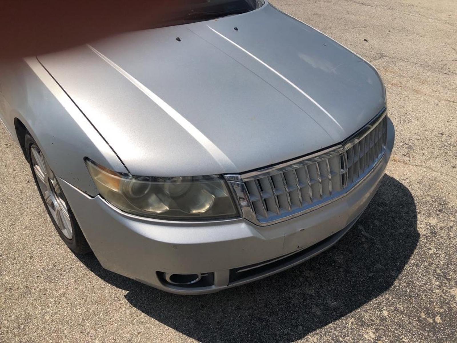 2009 SILVER LINCOLN MKZ (3LNHM26T79R) with an 3.5L engine, Automatic transmission, located at 850 South Mill Street, Pryor, 74361, (918) 825-3030, 36.293549, -95.324440 - Photo #12