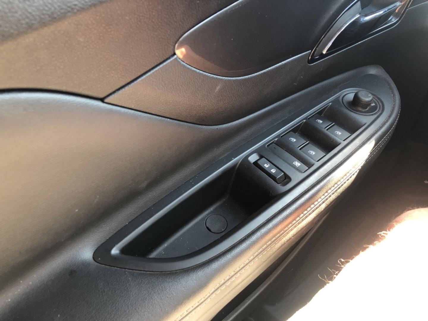 2021 BLACK BUICK ENCORE PREFERRED (KL4CJASB6MB) with an 1.4L engine, Automatic transmission, located at 850 South Mill Street, Pryor, 74361, (918) 825-3030, 36.293549, -95.324440- Photo#6