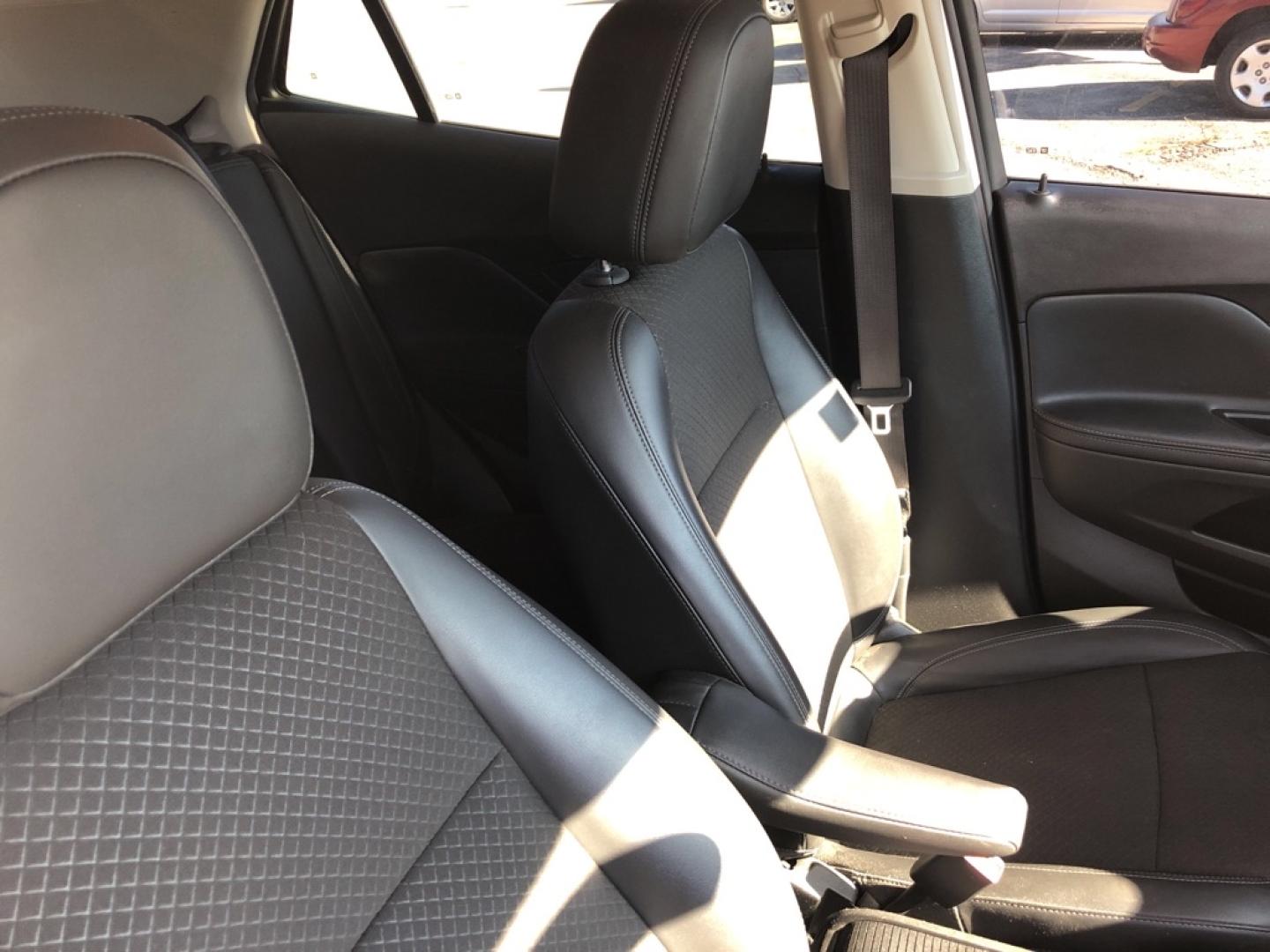 2021 BLACK BUICK ENCORE PREFERRED (KL4CJASB6MB) with an 1.4L engine, Automatic transmission, located at 850 South Mill Street, Pryor, 74361, (918) 825-3030, 36.293549, -95.324440- Photo#24
