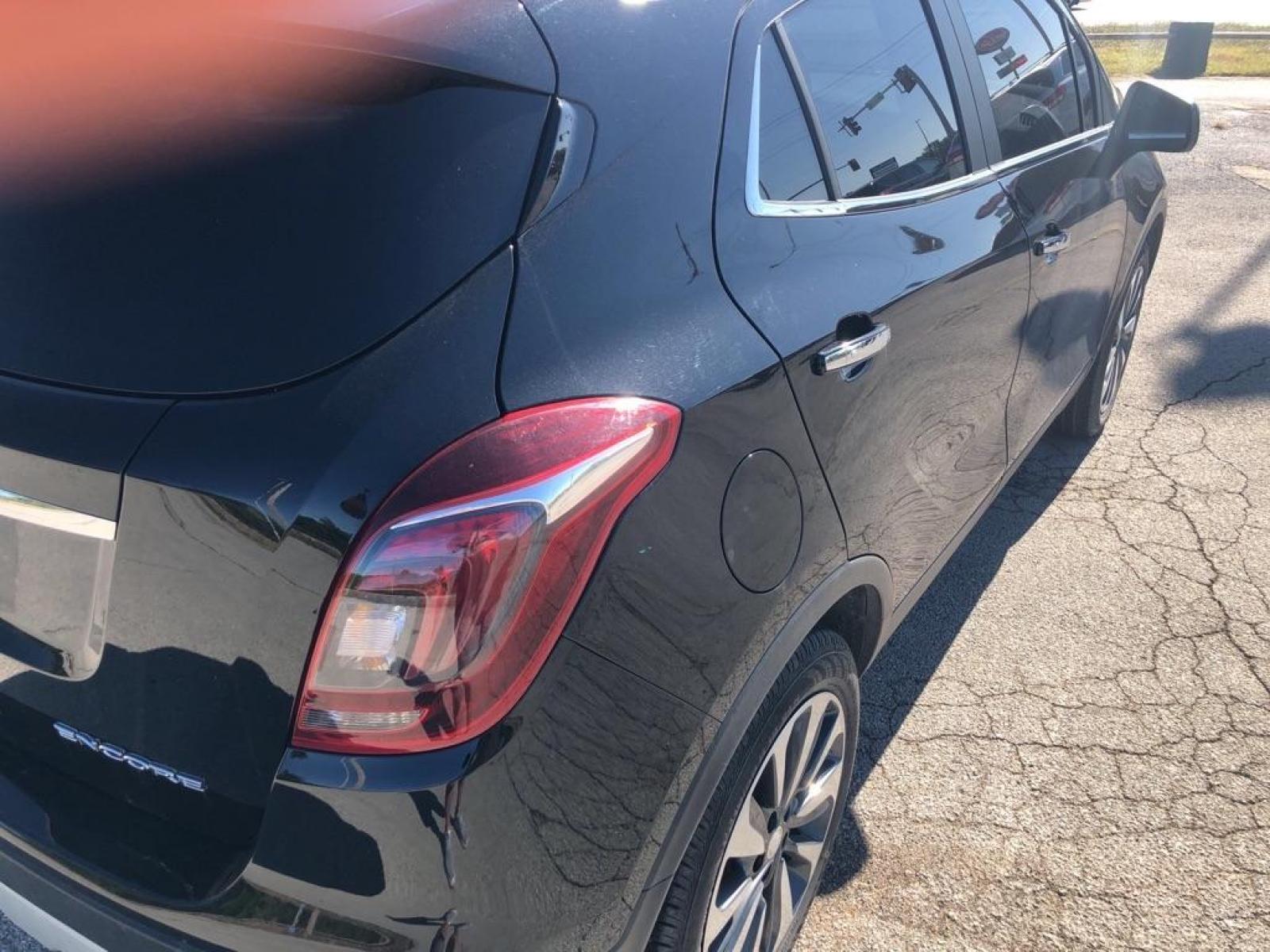 2021 BLACK BUICK ENCORE PREFERRED (KL4CJASB6MB) with an 1.4L engine, Automatic transmission, located at 850 South Mill Street, Pryor, 74361, (918) 825-3030, 36.293549, -95.324440 - Photo #33