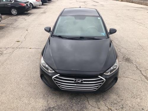 2017 HYUNDAI ELANTRA 4DR